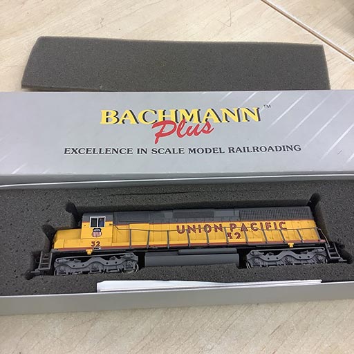 BACHMANN PLUS HOゲージ EMD SD45 DIESEL