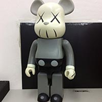 ベアブリック KAWS.02 LTD006 1000%